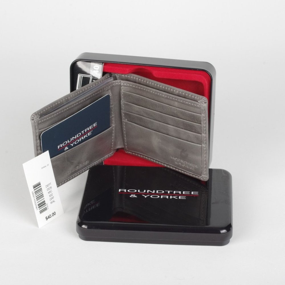 NWT Genuine Leather Men's Roundtree & Yorke Wallet
